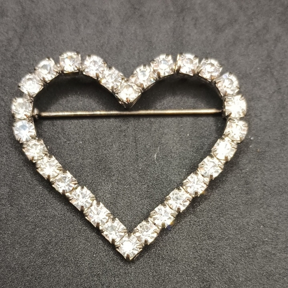Sparkling Silver Tone Heart Brooch with Rhinestones